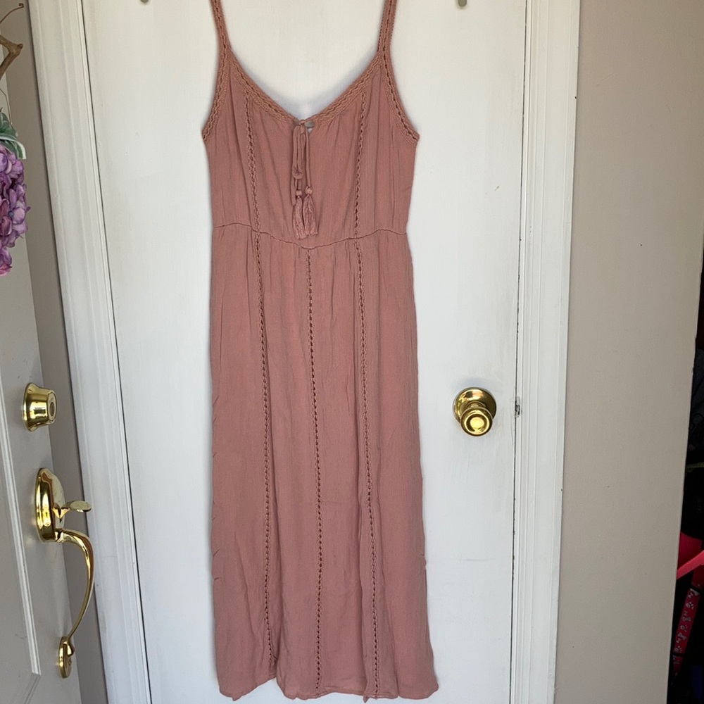 Lush midi dress. Blush color